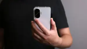 ЕС обяжет сделать аккумуляторы в смартфонах заменяемыми к 2027 году