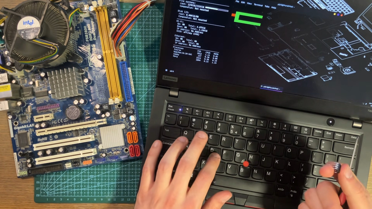 Блогер PortalRunner запустил ПК без оперативной памяти и смог сыграть в «Змейку»