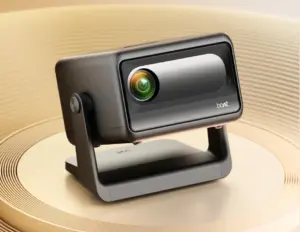 BoAt представила бюджетный смарт‑проектор CineHead E1 с Android 13